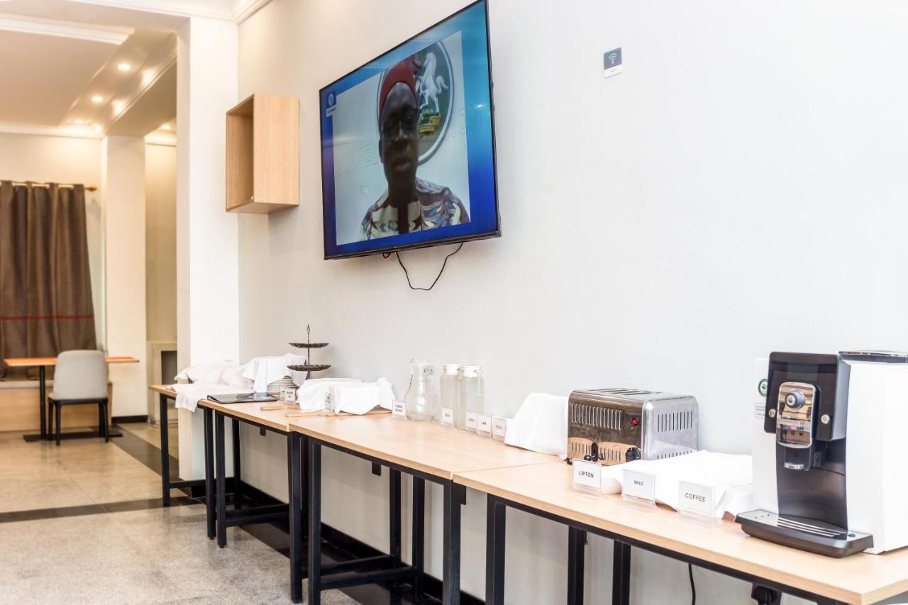 Ivy Hotel Ikeja Lagos Dış mekan fotoğraf